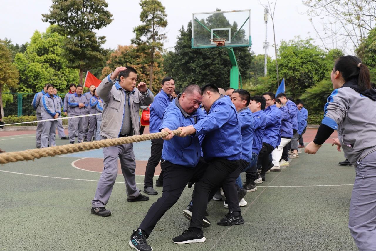 凝“绳”聚力 “拔”出精彩——庆祝建厂85周年职工拔河比赛