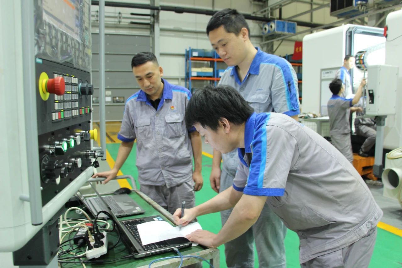 实干奋进“双过半” | 全力以赴加速跑，顺利实现“双过半”